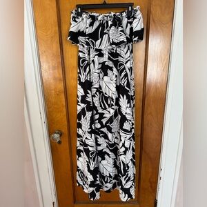Elegant Black and White Floral Maxi Dress